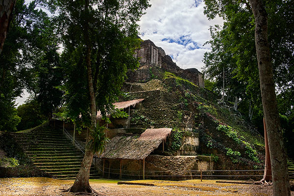 Lord of Dzibanche's tomb